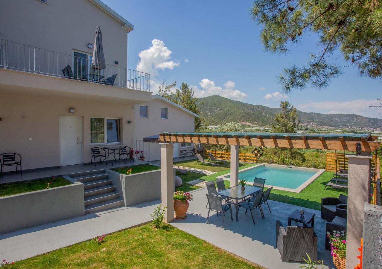 Privileged Villa Néa Péramos Zewnętrze zdjęcie
