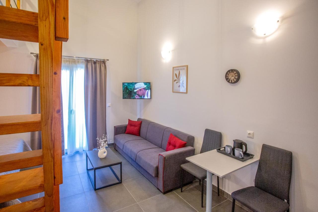 Privileged Villa Néa Péramos Zewnętrze zdjęcie