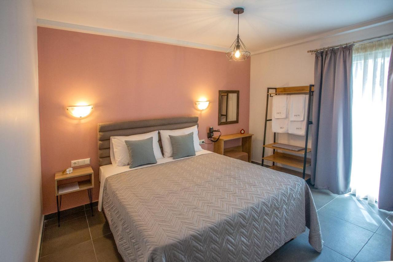Privileged Villa Néa Péramos Zewnętrze zdjęcie